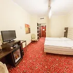 Hotel Kristaly Imperial Tata