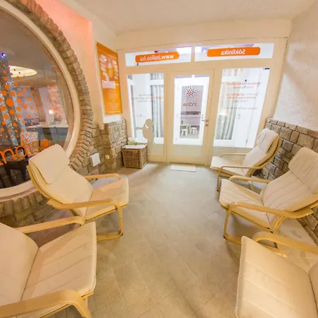 克里斯塔利帝国酒店 塔塔