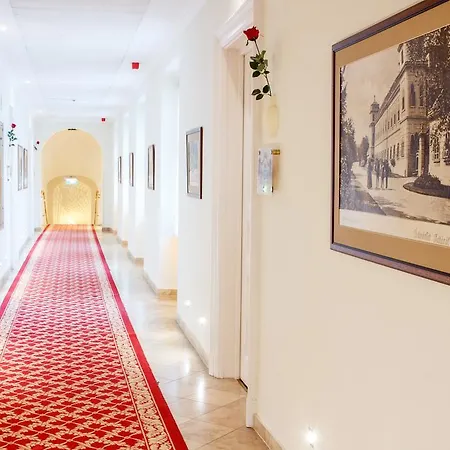 Kristaly Imperial Hotel 4*