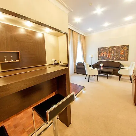 Hotel Kristaly Imperial
