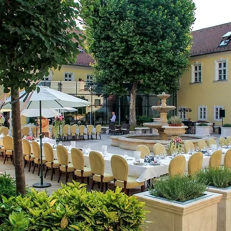 Kristaly Imperial Otel 4*