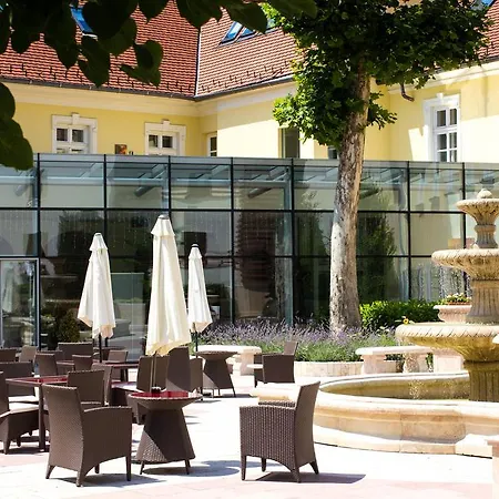 Otel Kristaly Imperial 4*