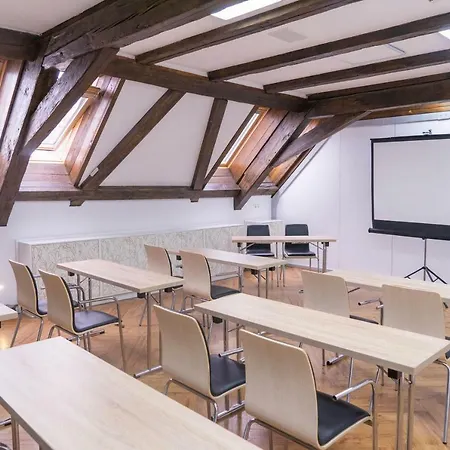 Kristály Imperial Szálloda