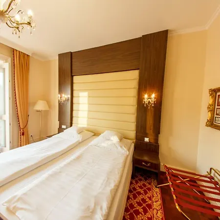 Hotel Kristaly Imperial Tata