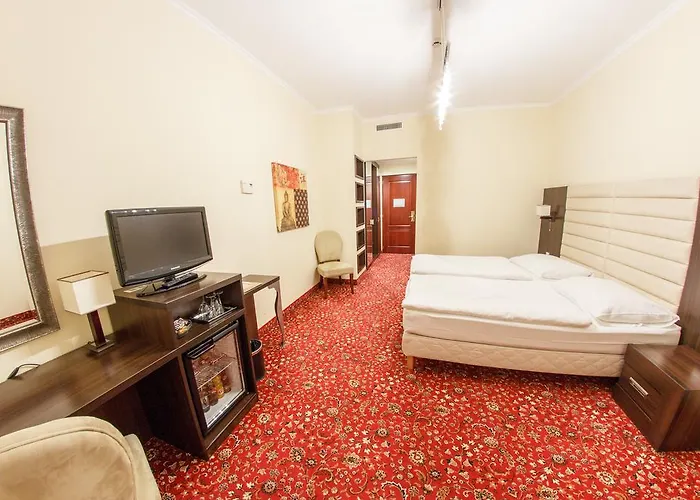 Hotel Kristaly Imperial Tata